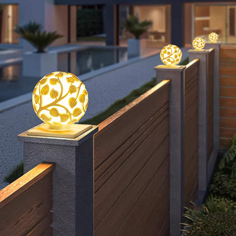 Solar Garden Light - أضواء أعمدة خارجية تعمل بالطاقة الشمسية،