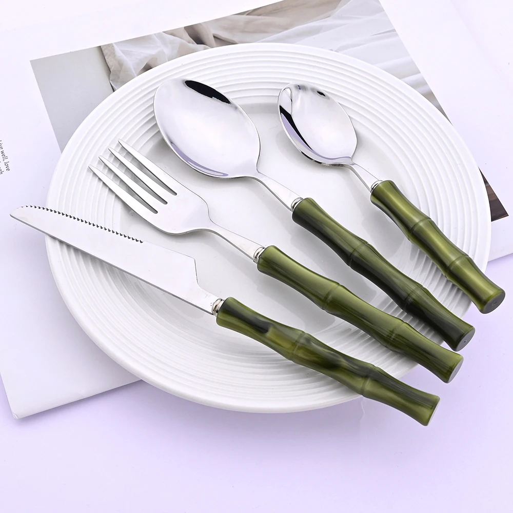 طقم أدوات مائدة بمقبض من الخيز - مراجعة Bamboo Cutlery وسعره