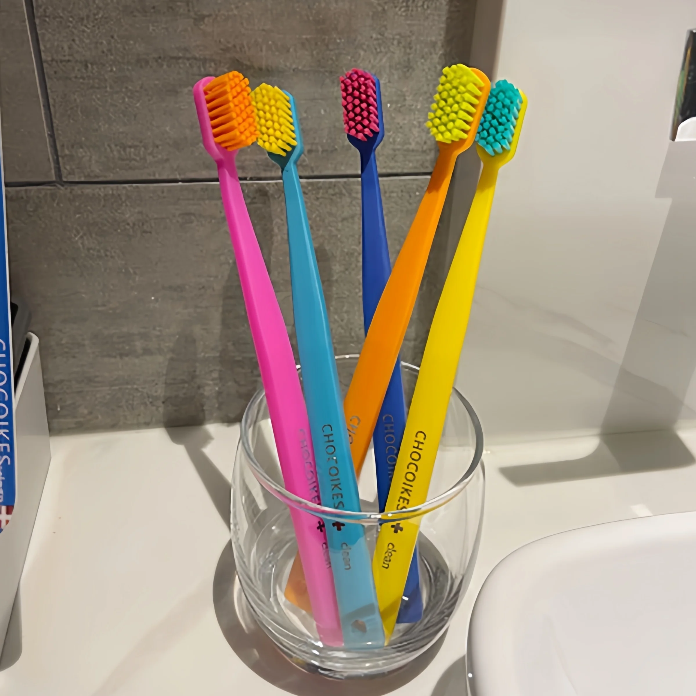 5 عبوات من مجموعة فرشاة الأسنا - مراجعة Bamboo Toothbrush وسعره
