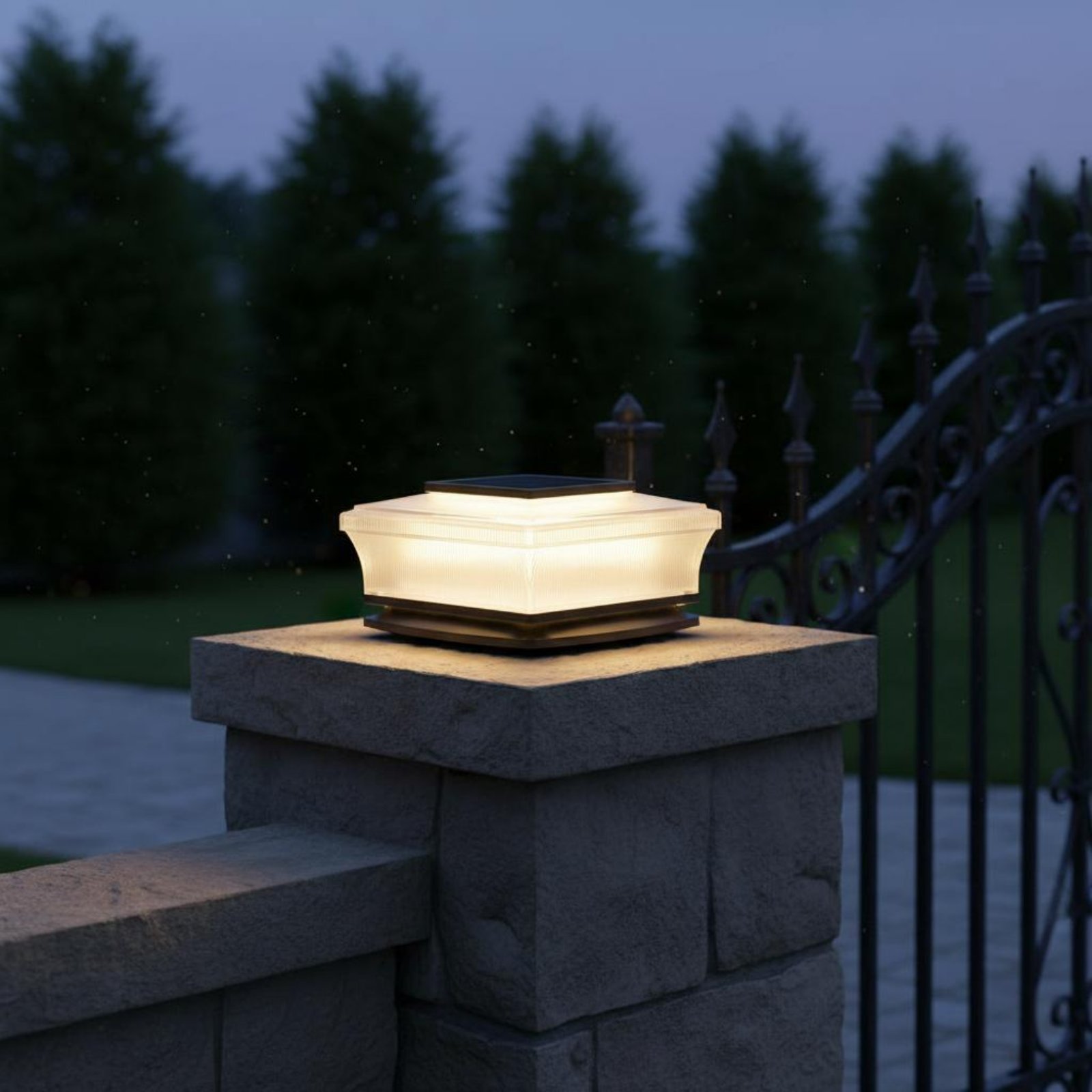 إضاءة عمودية شمسية لاسلكية مرب - مراجعة Solar Garden Light وسعره