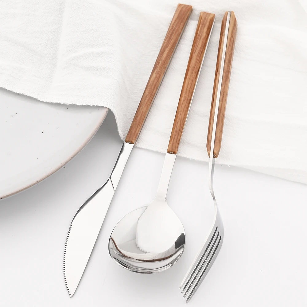 16/24/30 قطعة الفولاذ المقاوم  - مراجعة Bamboo Cutlery وسعره