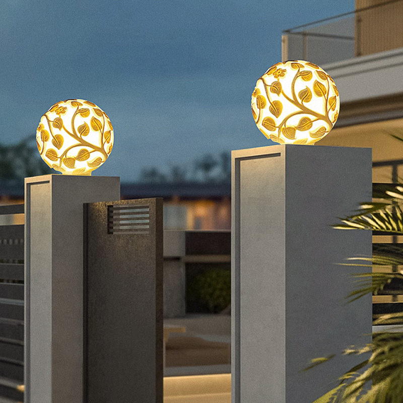 أضواء أعمدة خارجية تعمل بالطاق - مراجعة Solar Garden Light وسعره